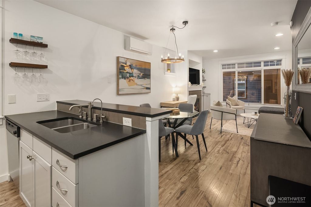 Photo of 2006 Yale Avenue E #A, Seattle, WA 98102 (MLS # 2468009)