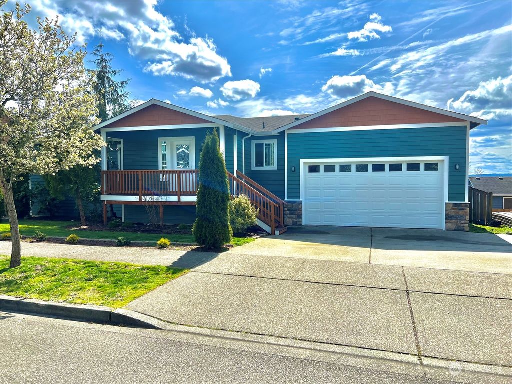Photo of 18948 136th Place SE, Monroe, WA 98272 (MLS # 2053053)