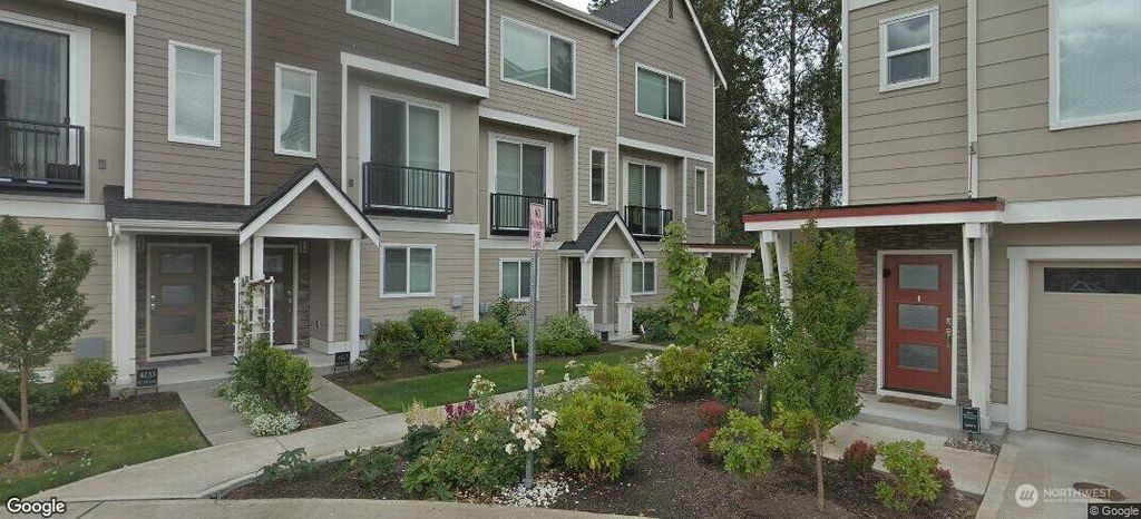 Photo of 4221 NE 3rd Lane, Renton, WA 98059 (MLS # 2353217)