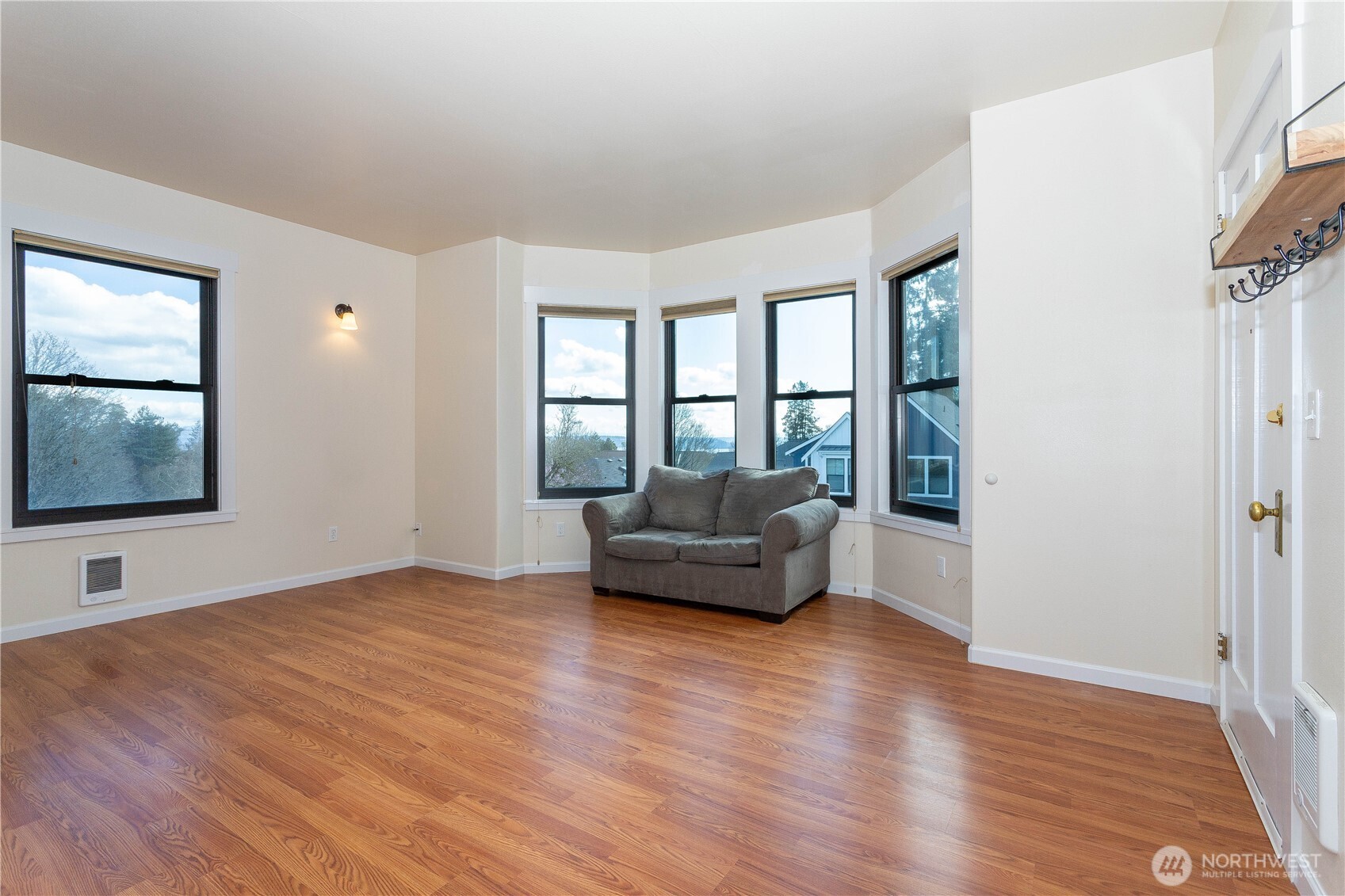 3010 E Spruce Street Upper