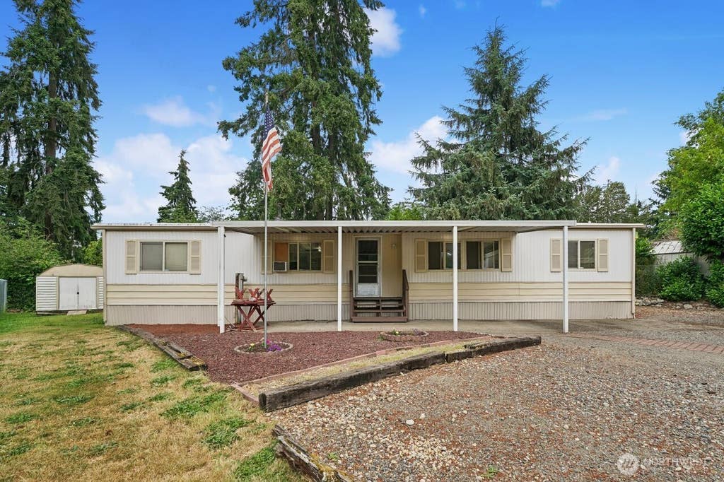 Photo of 11506 204th Avenue E, Bonney Lake, WA 98391 (MLS # 2547332)