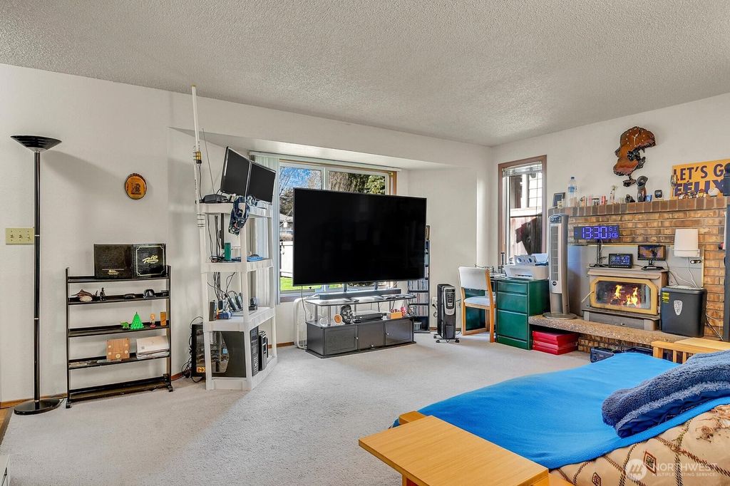 Photo of 10119 33rd Avenue SE, Everett, WA 98208 (MLS # 2344996)