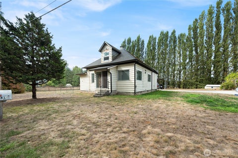 Photo of 7281 Dahlberg RD, Ferndale, WA 98248 (MLS # 2586563)