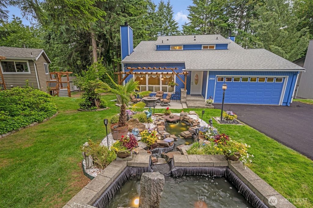 Photo of 20814 28th Ave SE Bothell Ave, Bothell, WA 98021 (MLS # 2393374)