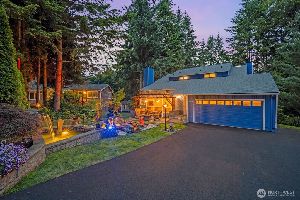 Photo of 20814 28th Ave SE Bothell Ave, Bothell, WA 98021 (MLS # 2393374)