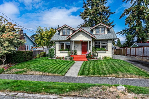 Photo of 4011 S Wright Avenue, Tacoma, WA 98409 (MLS # 2586739)