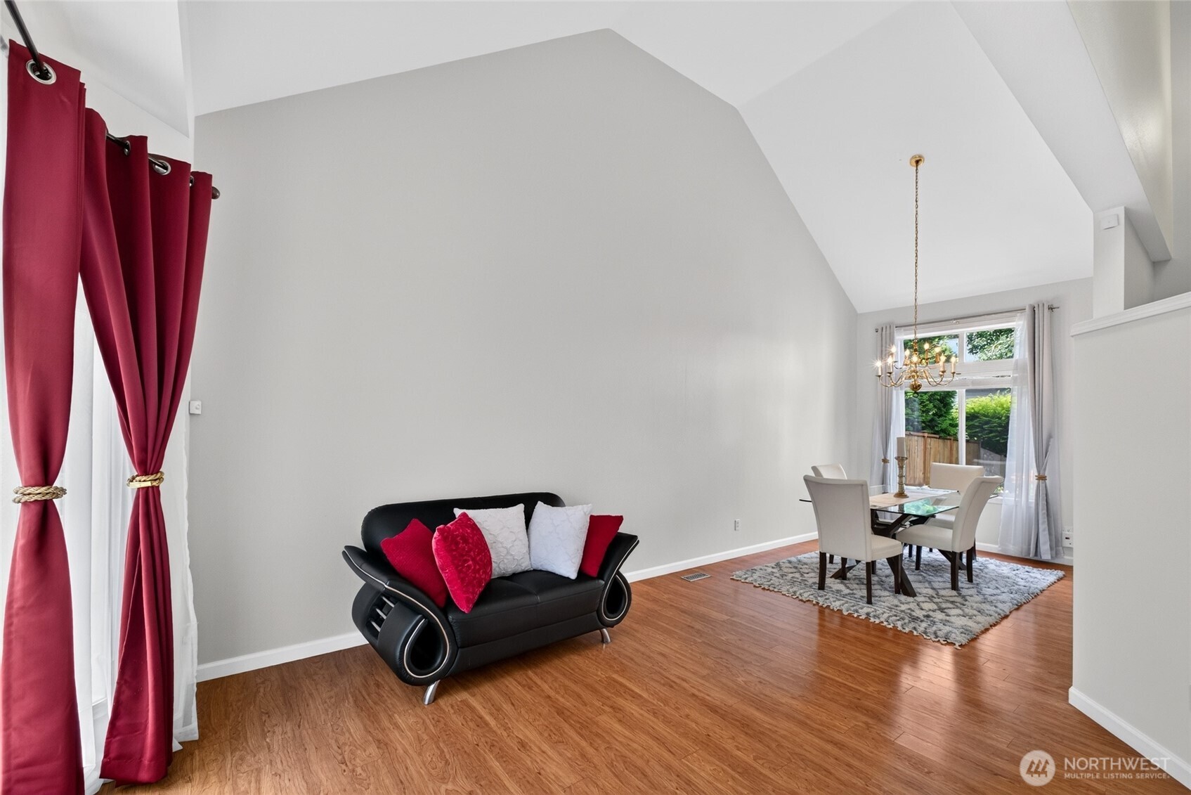 1507 8th Street NW