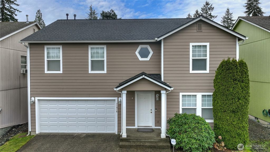 Photo of 11916 130th Street E, Puyallup, WA 98374 (MLS # 2518979)