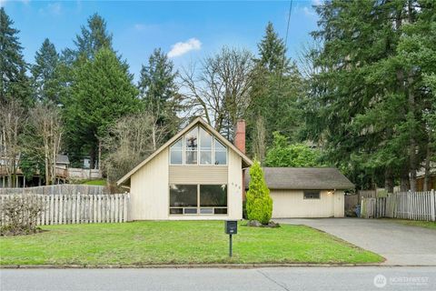 Photo of 456 156th Avenue SE, Bellevue, WA 98007 (MLS # 2468664)