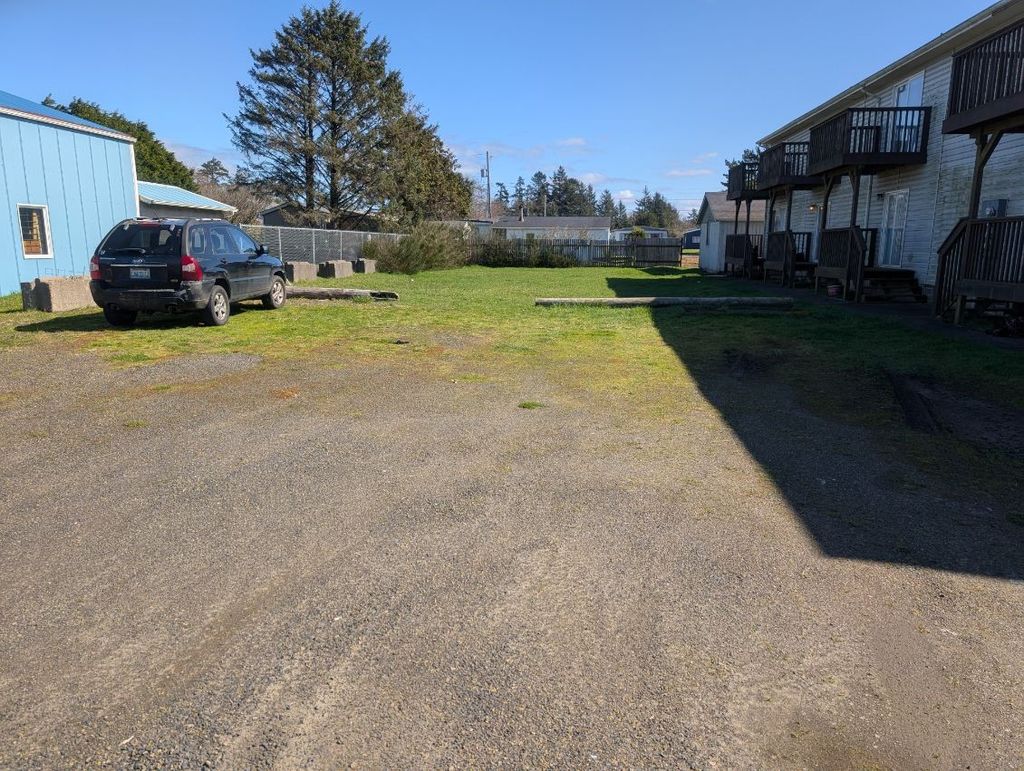 Photo of 704 Seahorse Avenue NE, Ocean Shores, WA 98569 (MLS # 2490598)