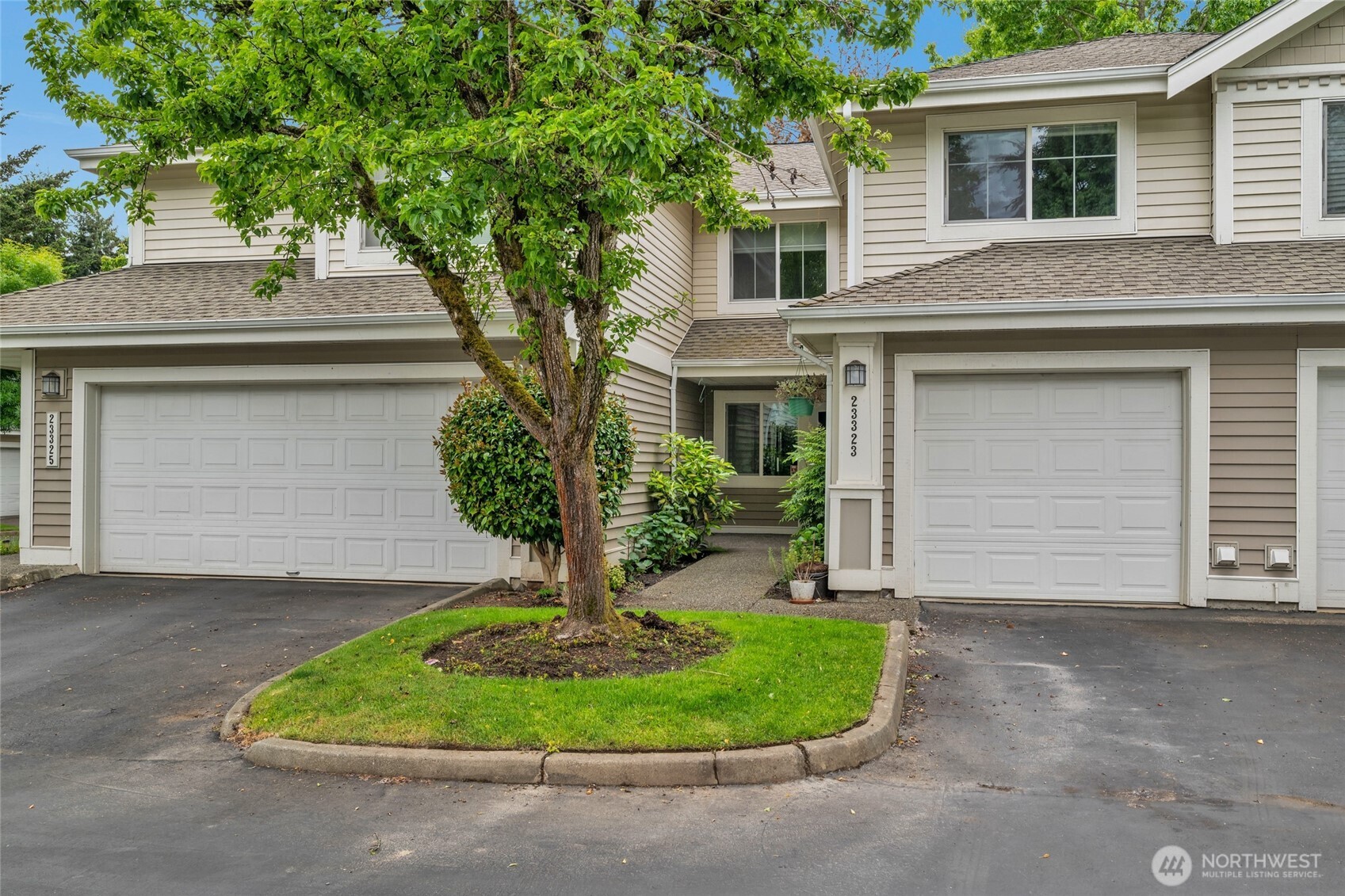 23323 55th Avenue S 10-2