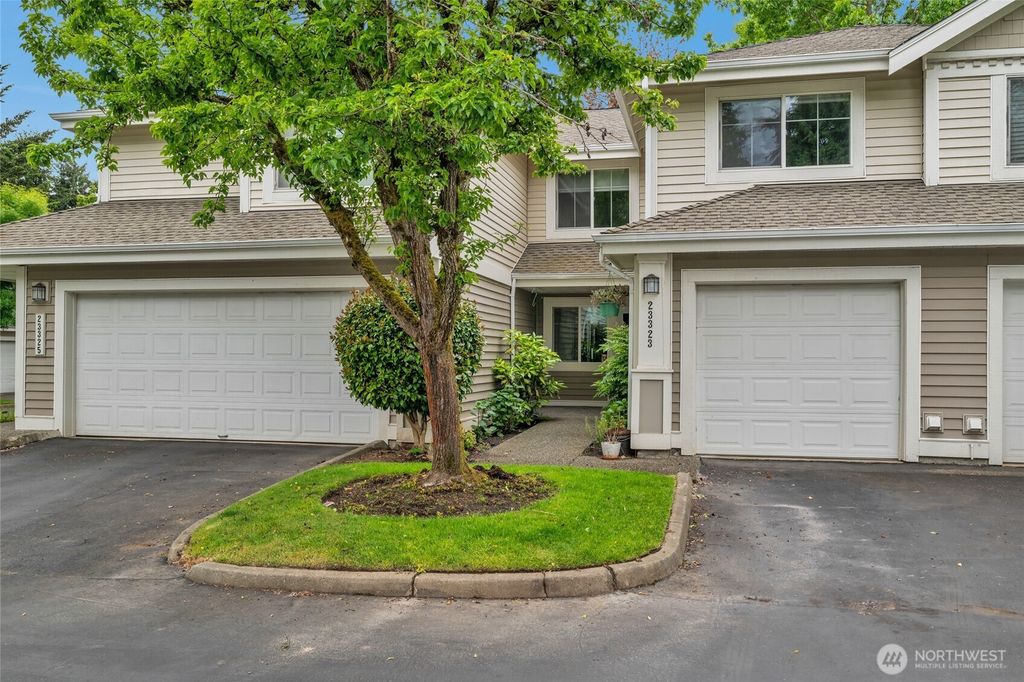 Photo of 23323 55th Avenue S #10-2, Kent, WA 98032 (MLS # 2529499)