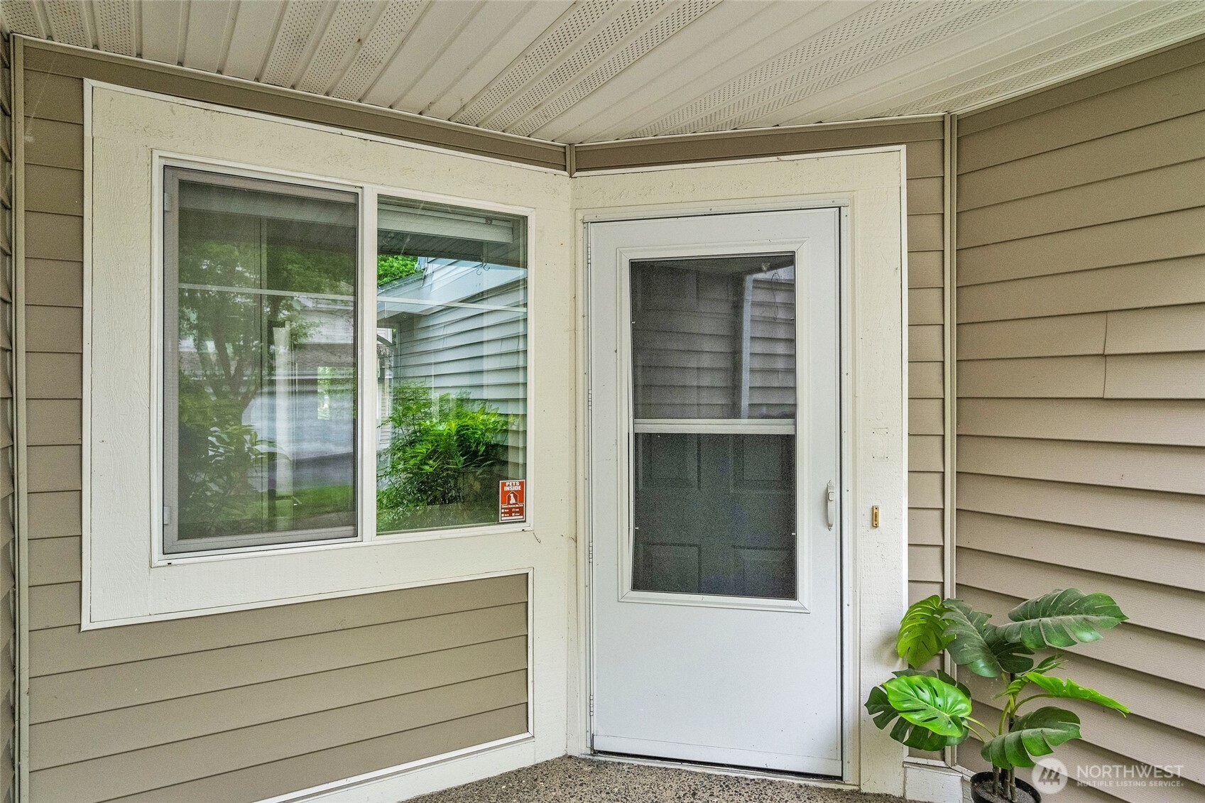 23323 55th Avenue S 10-2