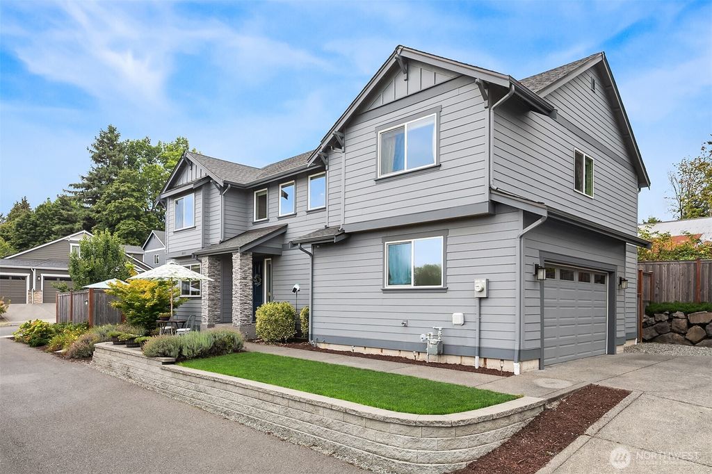 Photo of 13021 SE 306th Place, Auburn, WA 98092 (MLS # 2428161)