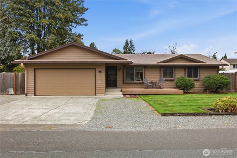 Photo of 22014 SE 268th Street, Maple Valley, WA 98038 (MLS # 2593700)