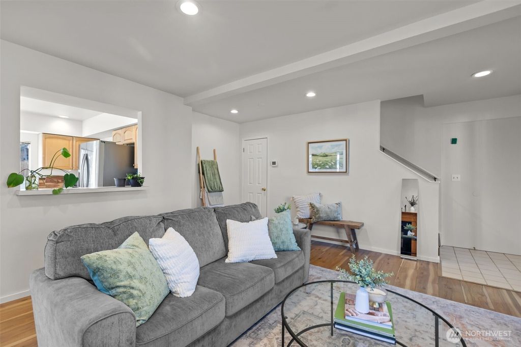 Photo of 1721 McDougall Avenue, Everett, WA 98201 (MLS # 2478931)