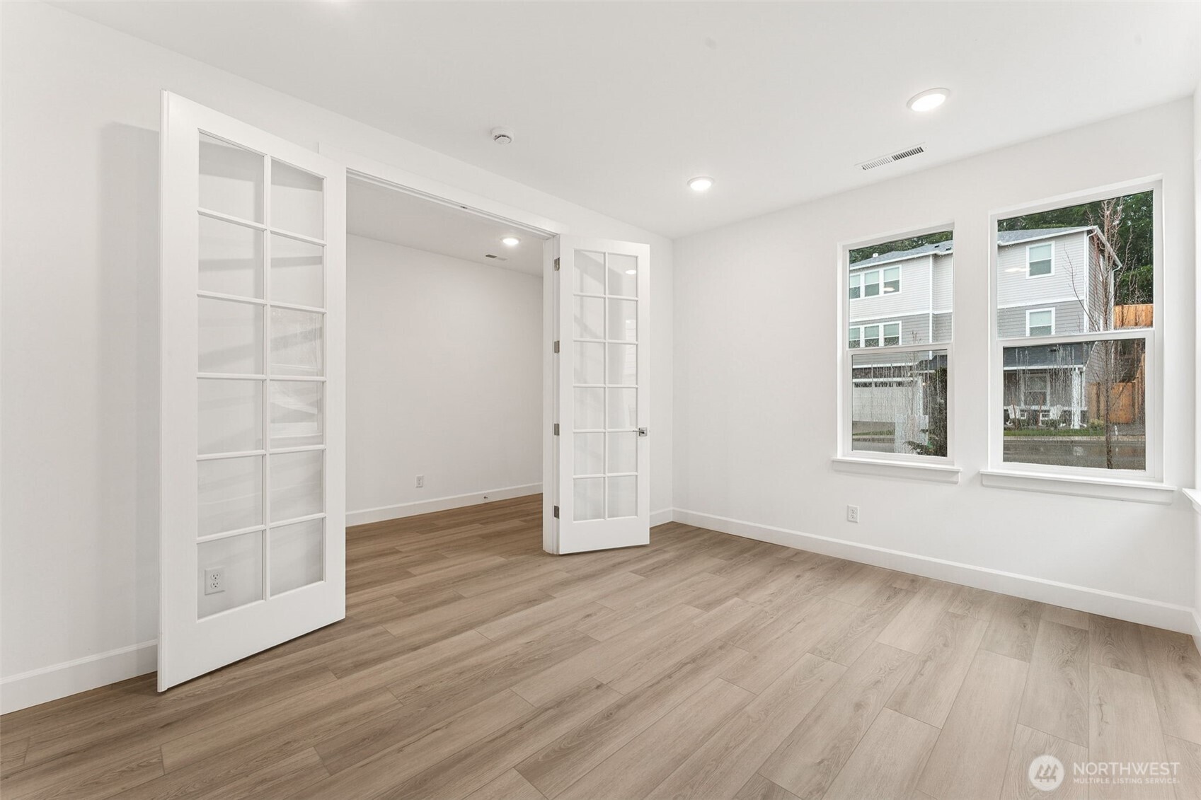 10655 Treasure Drive NW 118