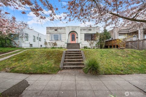 Photo of 1142 N 77th Street, Seattle, WA 98103 (MLS # 2475172)