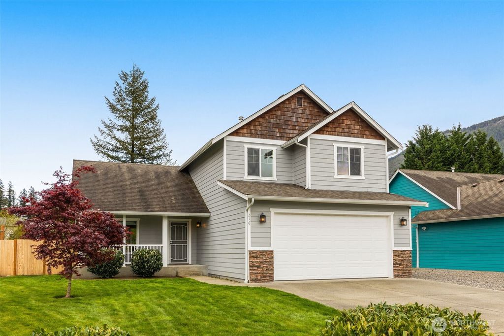 Photo of 216 19th Street, Gold Bar, WA 98251 (MLS # 2512581)