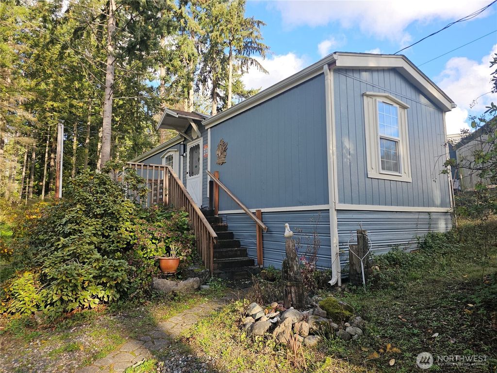 Photo of 9111 66th Avenue NW #101, Gig Harbor, WA 98332 (MLS # 2468060)