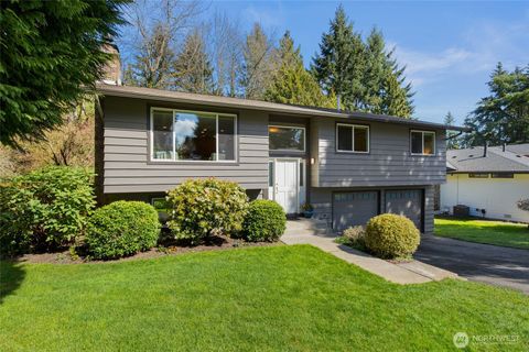 Photo of 601 220th Street SW, Bothell, WA 98021 (MLS # 2498874)
