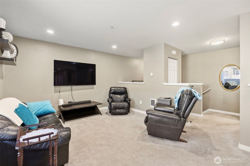 1900 Weaver Road K204