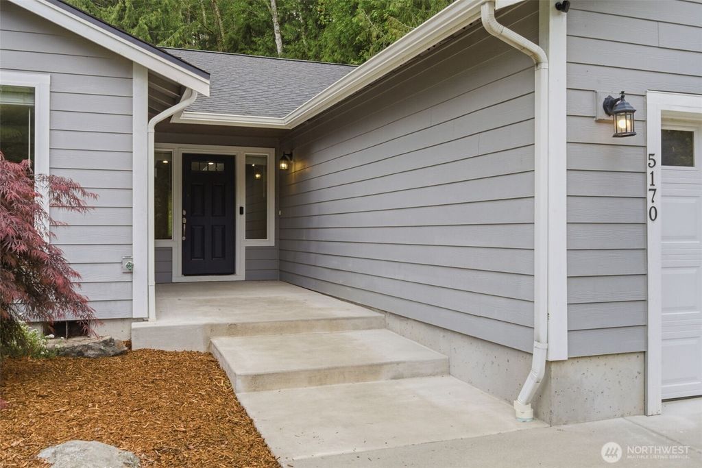 Photo of 5170 Independence Place SW, Port Orchard, WA 98367 (MLS # 2519500)