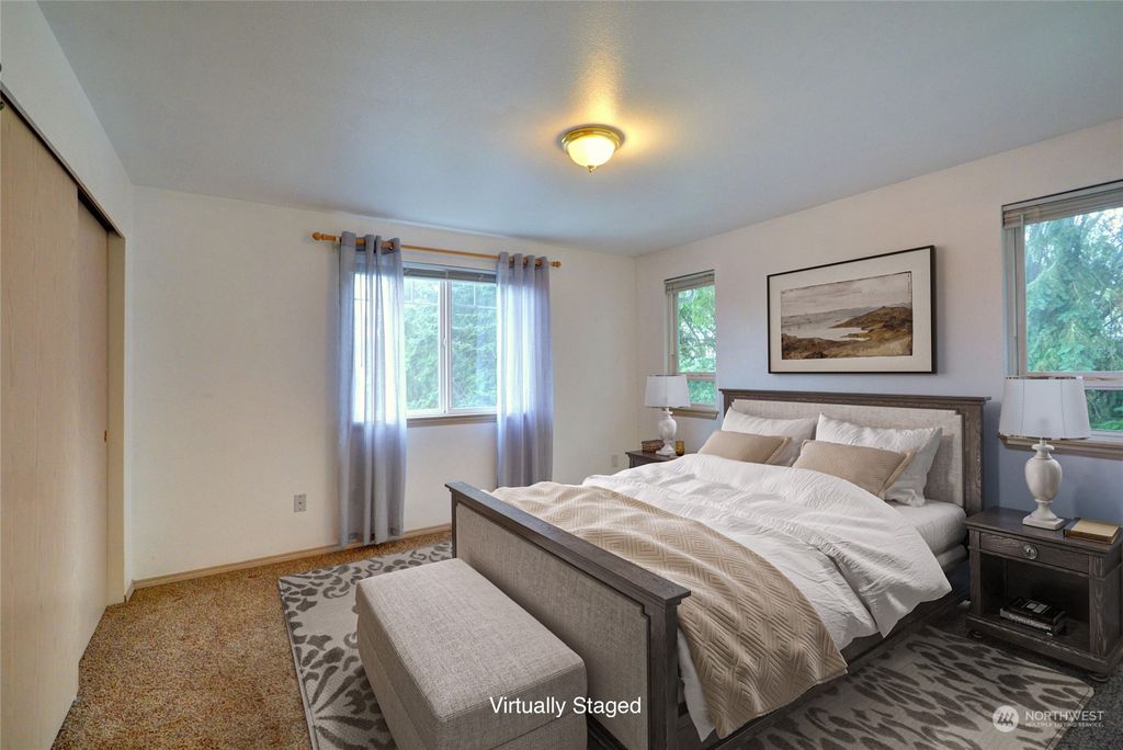 Photo of 2324 Ravenna Street, Everett, WA 98203 (MLS # 2185611)