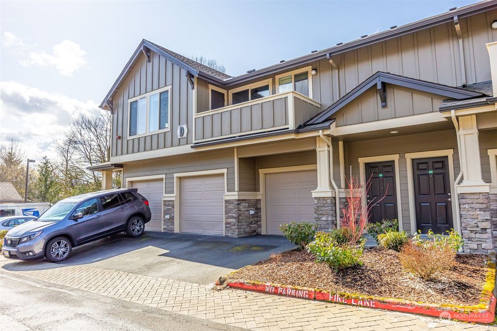 Photo of 1900 Weaver Road #D203, Snohomish, WA 98290 (MLS # 2045543)