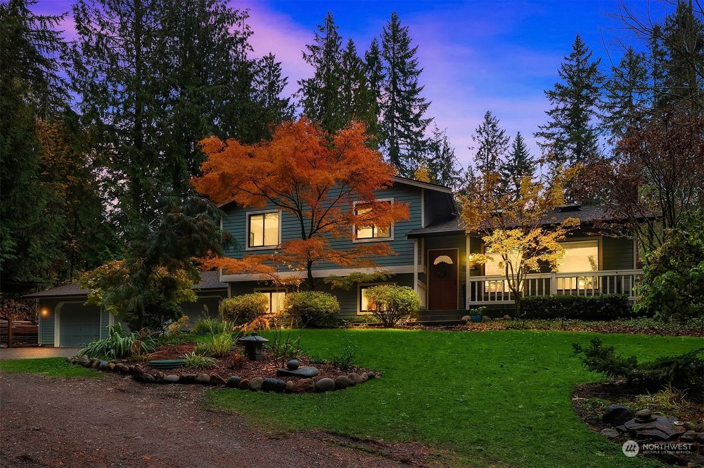 Photo of 25825 SE 144th Place, Issaquah, WA 98027 (MLS # 2176916)