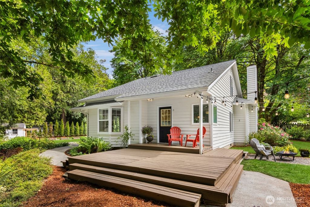 Photo of 8980 Bay Street NE, Bainbridge Island, WA 98110 (MLS # 2529046)