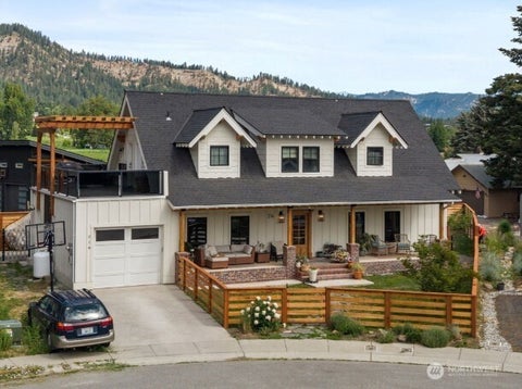 Photo of 216 Nordic Circle, Leavenworth, WA 98826 (MLS # 2530155)