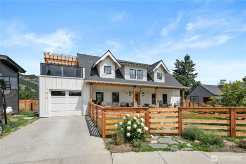 Photo of 216 Nordic Circle, Leavenworth, WA 98826 (MLS # 2530155)