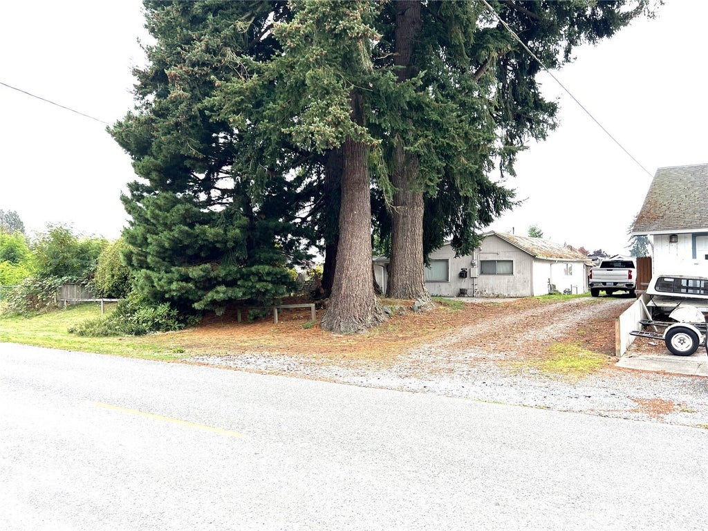 Photo of 1814 Township Street, Sedro Woolley, WA 98284 (MLS # 2592258)