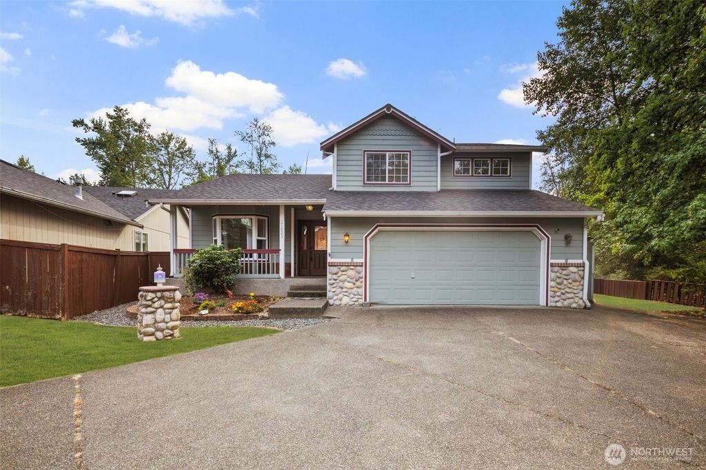 Photo of 17023 121st Avenue E, Puyallup, WA 98374 (MLS # 2465103)