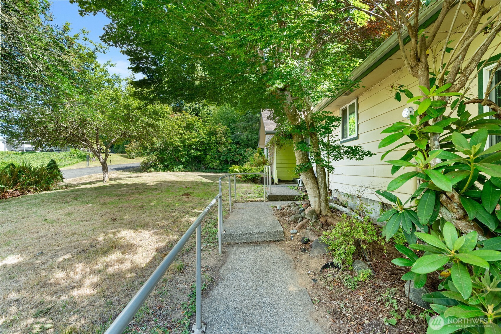 2741 Fairview Court