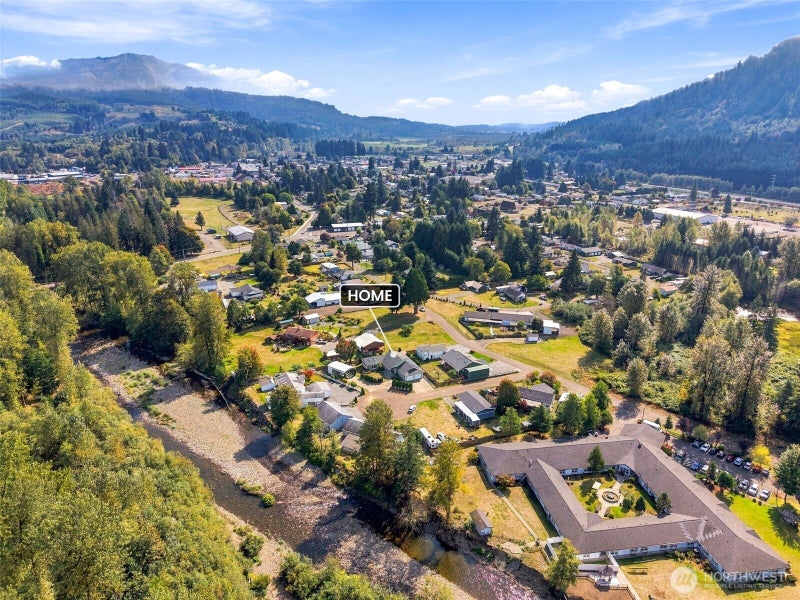 120 River Way
