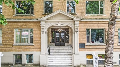 Photo of 7 Harrison Street #5, Seattle, WA 98109 (MLS # 2402918)