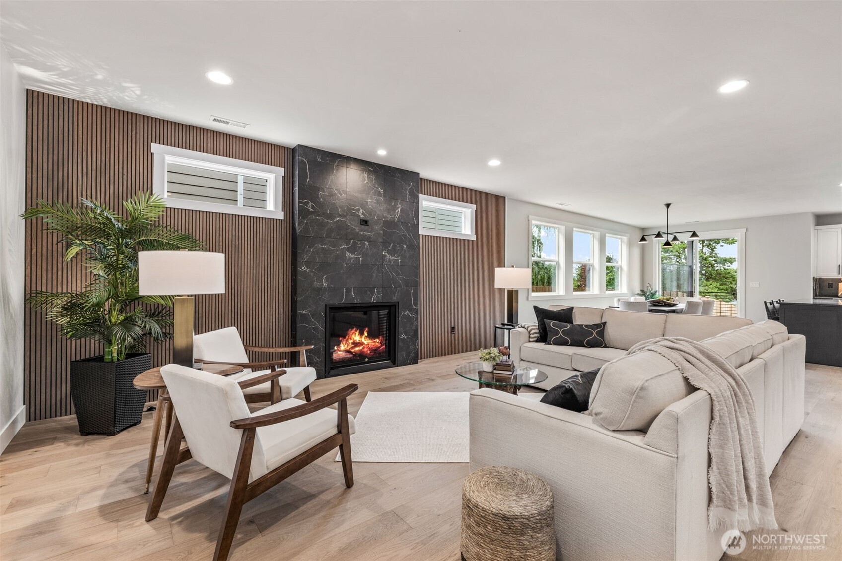 429 Ton-A-Wan-Da Avenue NE