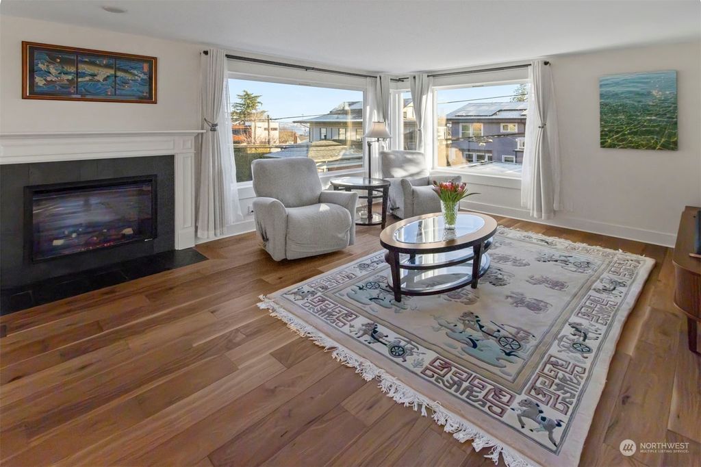 Photo of 1512 California Avenue SW #201, Seattle, WA 98116 (MLS # 2325156)