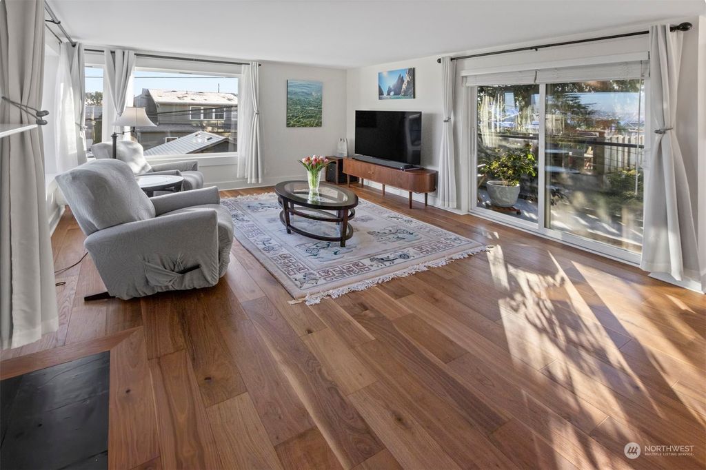 Photo of 1512 California Avenue SW #201, Seattle, WA 98116 (MLS # 2325156)