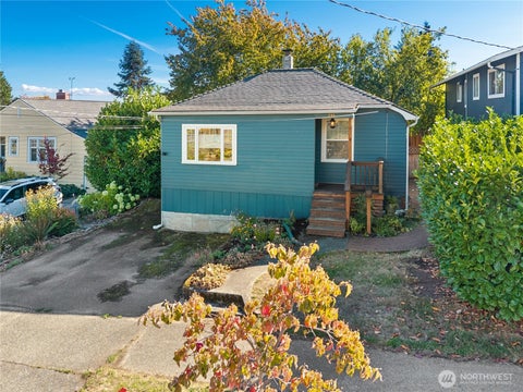Photo of 733 N 97th Street ST, Seattle, WA 98103 (MLS # 2587706)