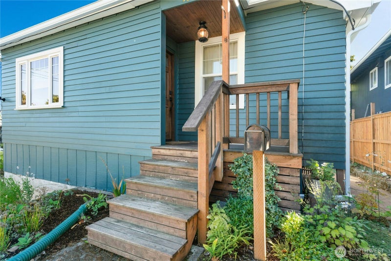 733 N 97th Street