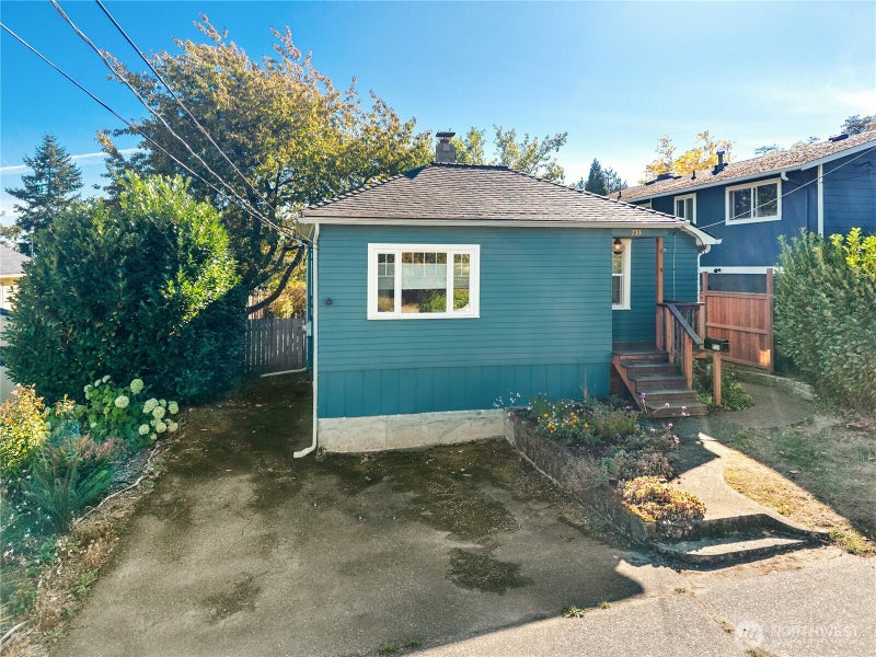 733 N 97th Street