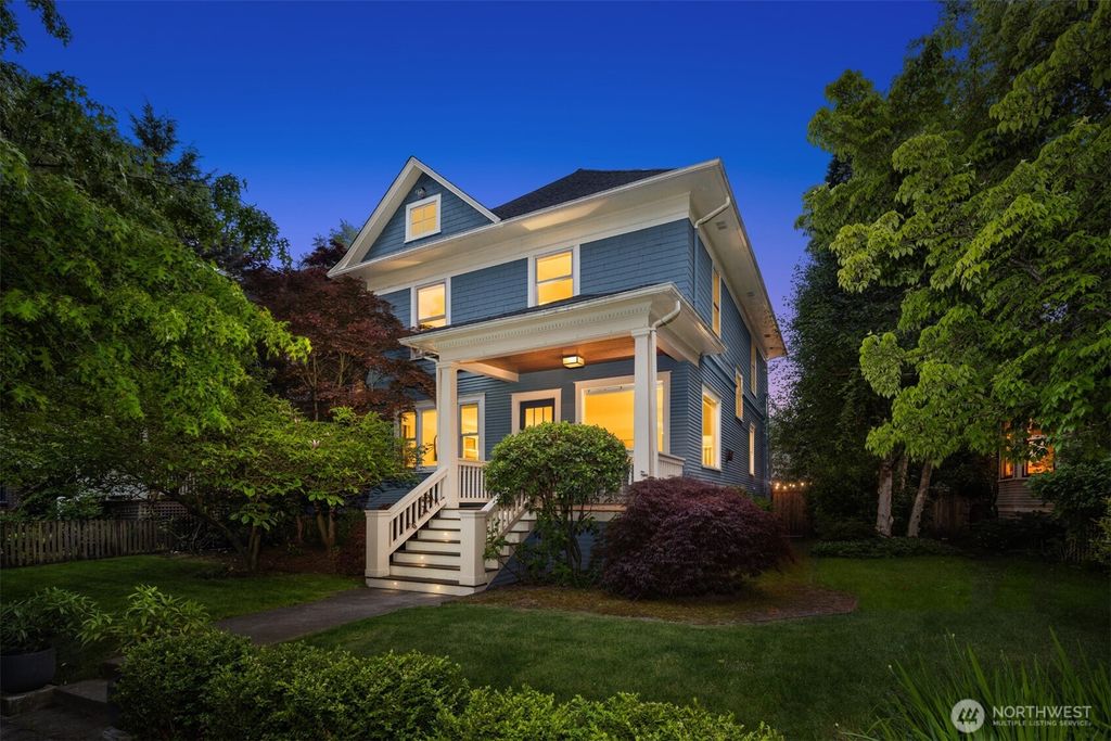 Photo of 421 16th Avenue E, Seattle, WA 98112 (MLS # 2419115)