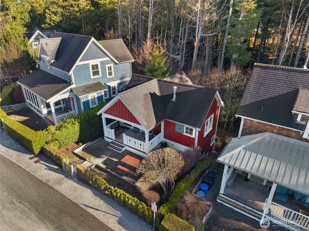 Photo of 73 Sellwood Lane, Pacific Beach, WA 98571 (MLS # 2483472)