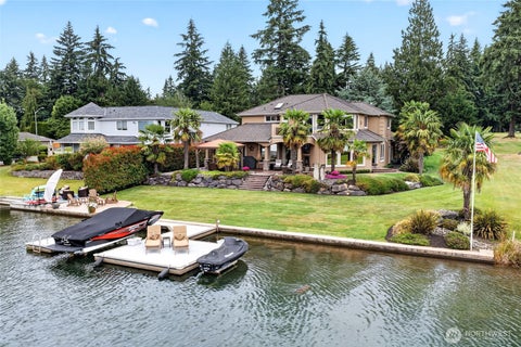 Photo of 20208 Island Parkway East PKWY, Lake Tapps, WA 98391 (MLS # 2546559)