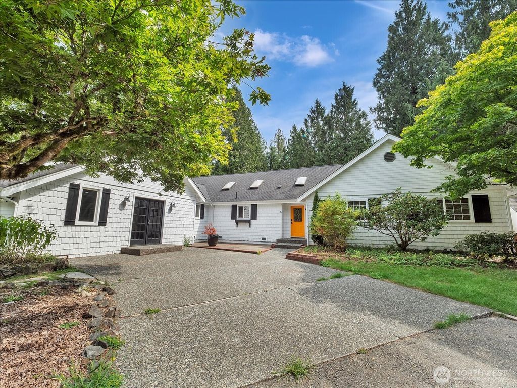 Photo of 16817 203rd Place NE, Woodinville, WA 98077 (MLS # 2392187)