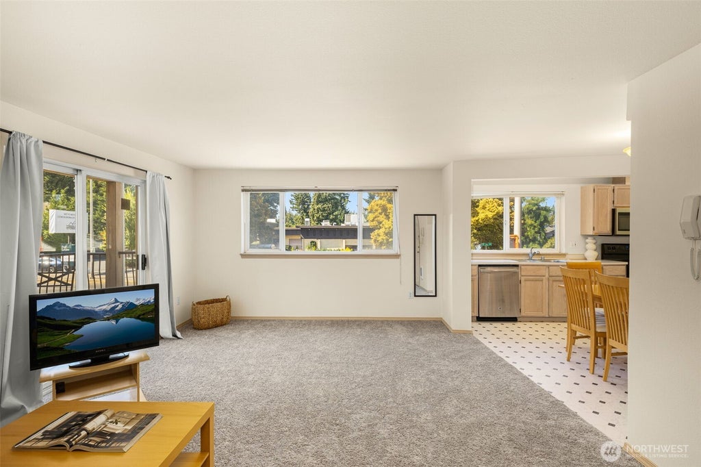Photo of 12056 15th Avenue NE #201, Seattle, WA 98125 (MLS # 2571544)