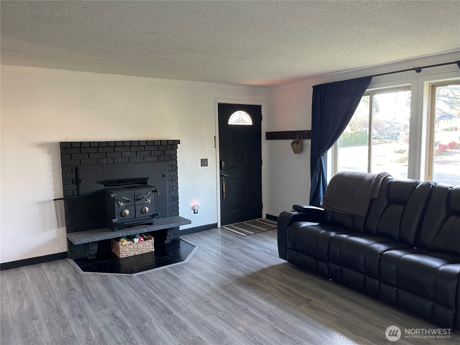 2504 SW Monterey Street